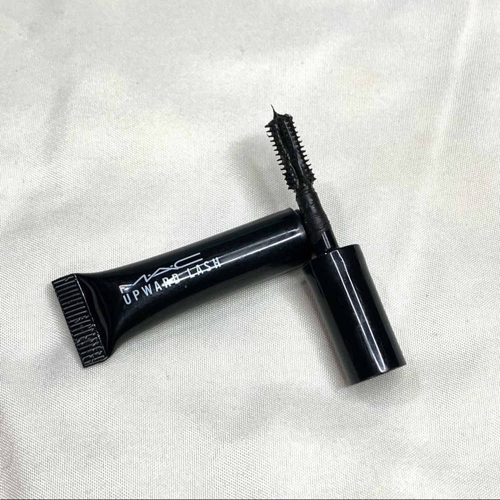 MAC - Mini Mascara - Upward Lash
